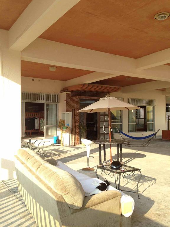 Hostal Yado Ari Itoman Exterior foto