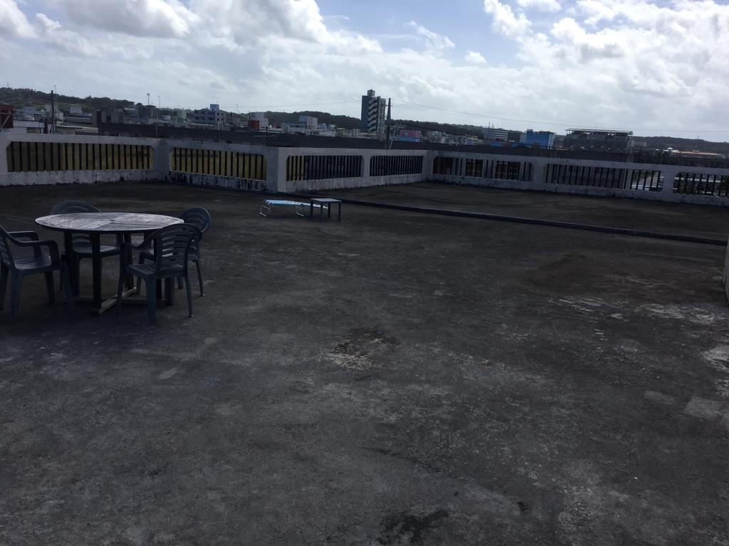Hostal Yado Ari Itoman Exterior foto