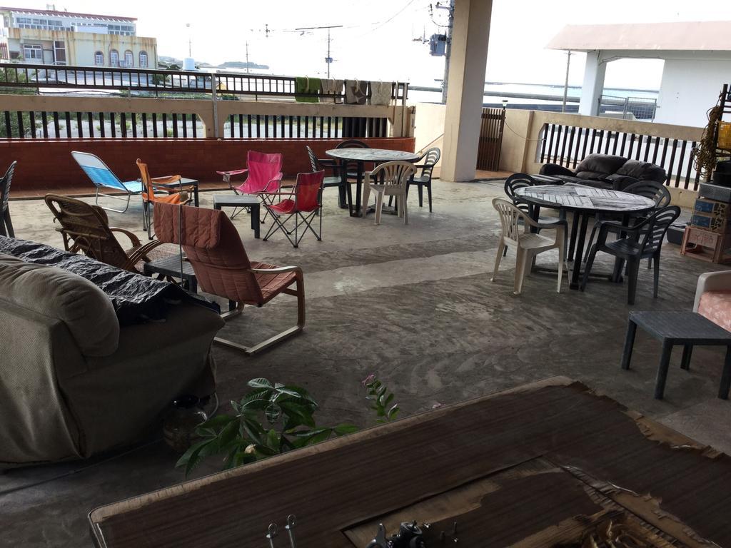 Hostal Yado Ari Itoman Exterior foto